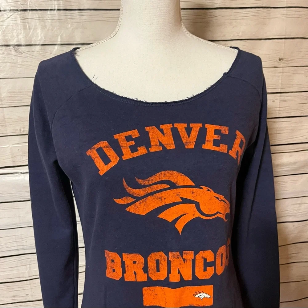 NFL Juniors Denver Broncos Women's Navy Sweater - Picture 3 of 5